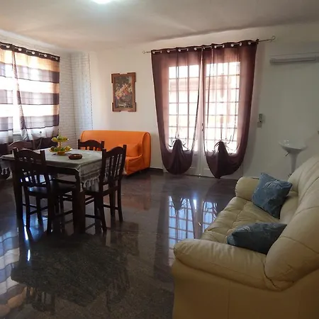 Apartment Casa Vacanze Karol Trappeto (Sicily)
